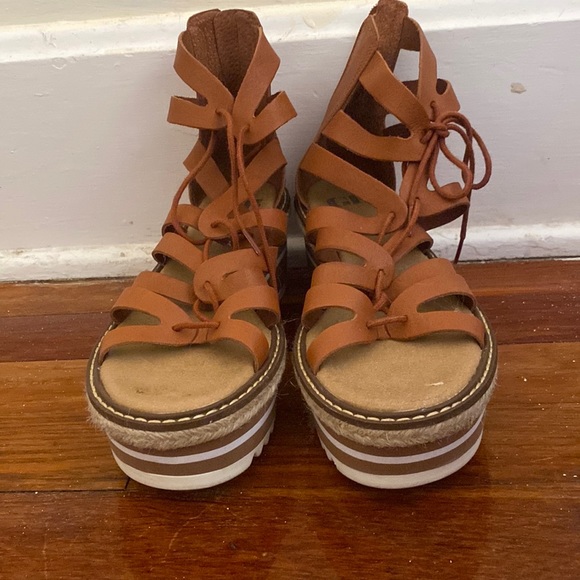 GIANNI BINI brown platform sandals - Picture 1 of 4